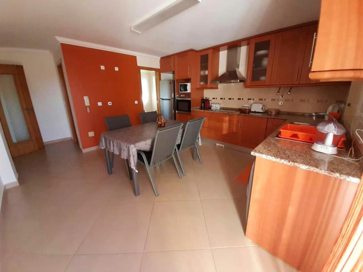 Spacious House In Aldeia Dos Pinheiros With Pool Azeitao Buitenkant foto